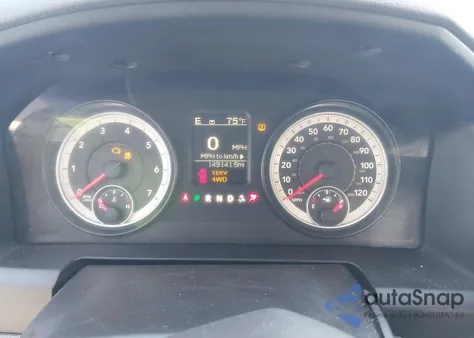 2014 Ram 1500 Express z USA, uszkodzony, nr VIN 3C6RR7KTXEG251115